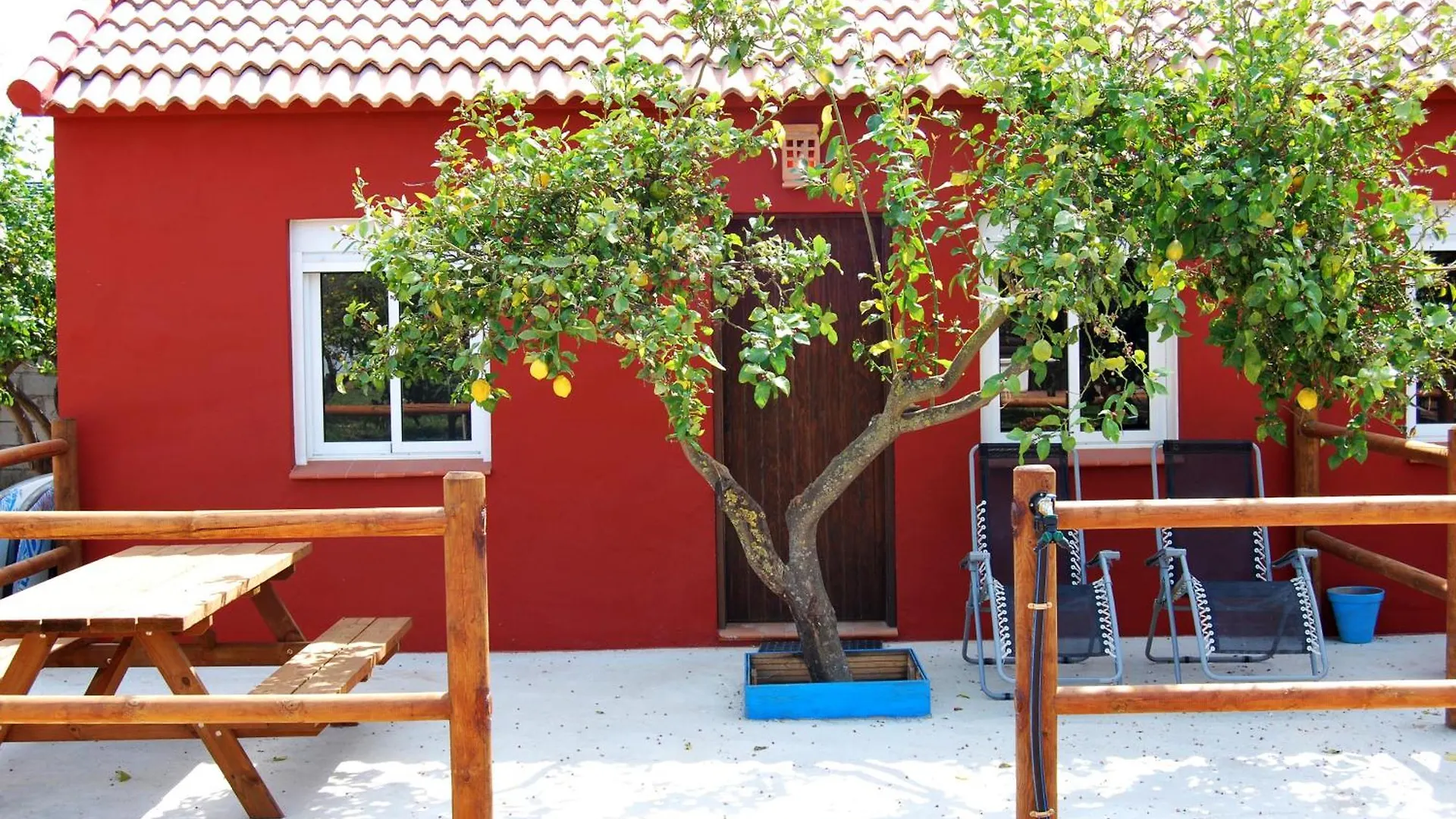 Hostal Karma House Casares 0*,