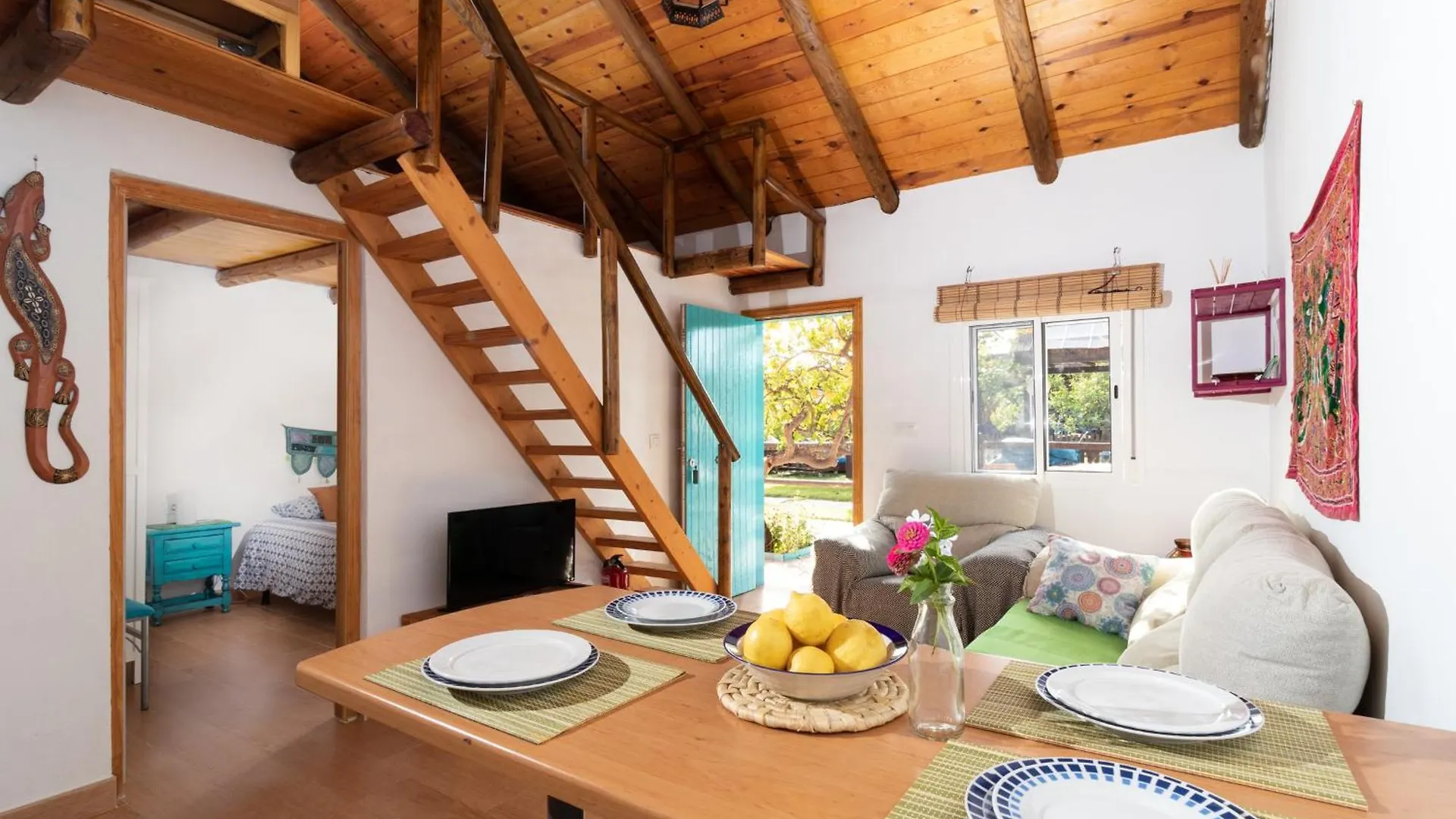 Hostal Karma House Casares 0*,